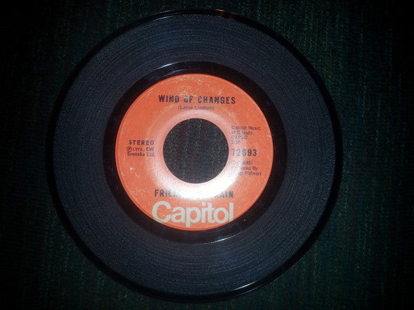 Friendship Train : Country Song / Wind Of Changes (7", Single)
