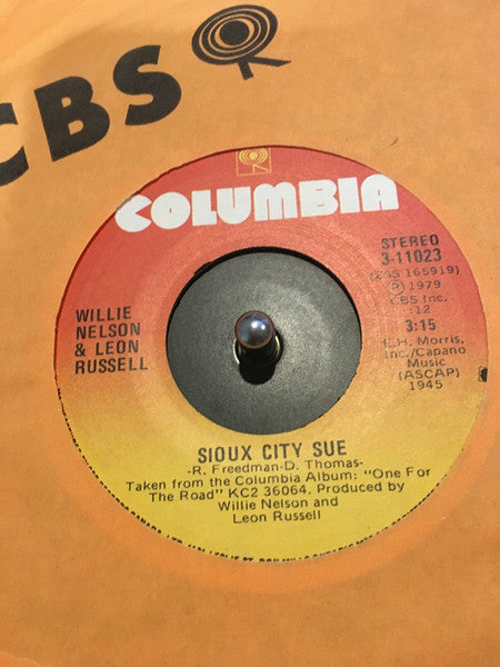 Willie Nelson And Leon Russell : Heartbreak Hotel (7", Single)