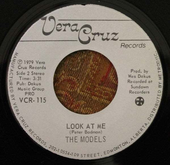 The Models (7) : Janie, You're Wrong / Look At Me (7", Single)