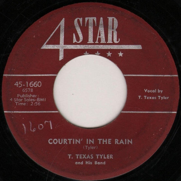 T. Texas Tyler And His Band : Old Blue / Courtin' In The Rain (7")