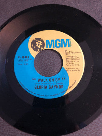 Gloria Gaynor : Walk On By / Real Good People (7", Single)