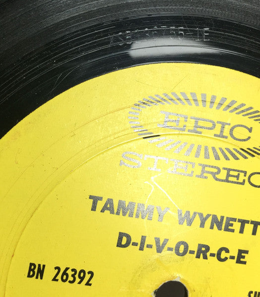 Tammy Wynette : D-I-V-O-R-C-E (LP, Album)