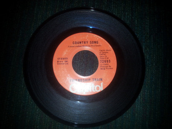Friendship Train : Country Song / Wind Of Changes (7", Single)