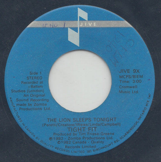 Tight Fit : The Lion Sleeps Tonight (7", Single)