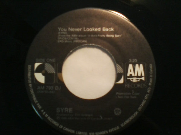 Syre : You Never Looked Back (7", Single)