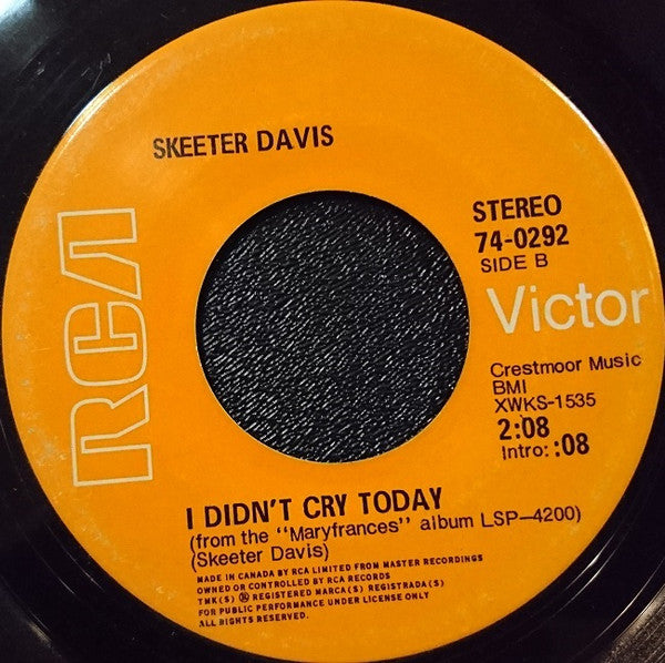 Skeeter Davis : I'm A Lover (Not A Fighter) / I Didn't Cry Today (7")
