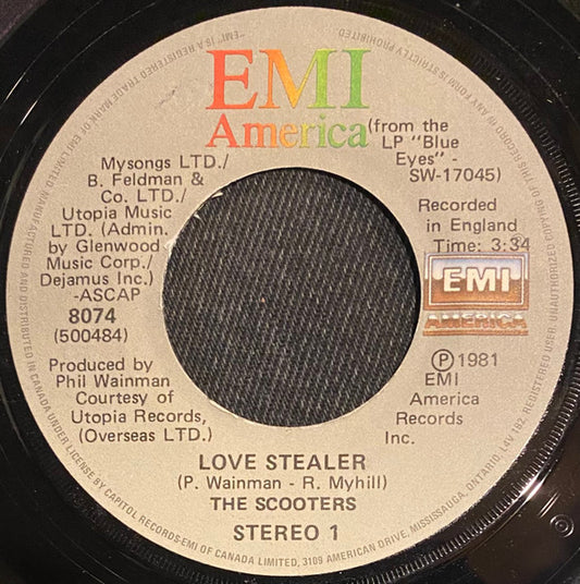 The Scooters (2) : Love Stealer / In Love Again (7", Single)