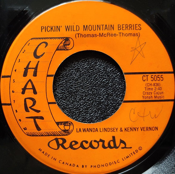 Lawanda Lindsey & Kenny Vernon : Pickin' Wild Mountain Berries (7", Single)