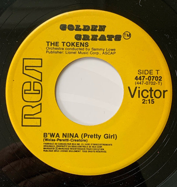 The Tokens : The Lion Sleeps Tonight (7", Single)