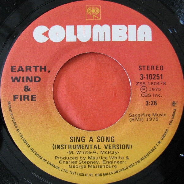 Earth, Wind & Fire : Sing A Song (7")