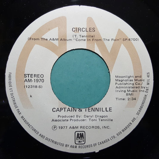 Captain & Tennille* : Circles (7", Single, Mono)