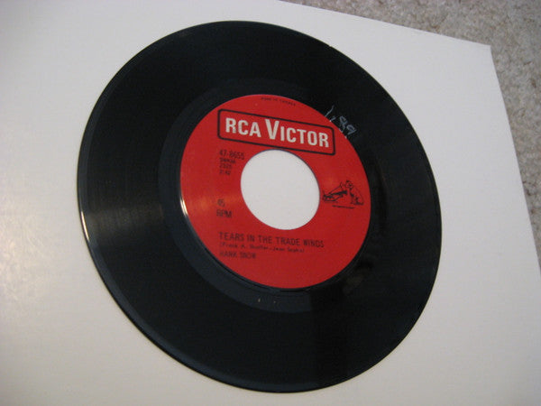Hank Snow : The Queen Of The Draw Poker Town / Tears In The Trade Winds (7", Single)