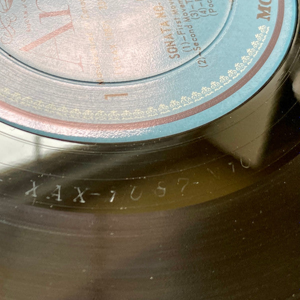 Ludwig van Beethoven / Walter Gieseking : Sonatas No. 4 In E Flat Op. 7 / No. 5 In C Minor Op. 10 No. 1 / No. 6 In F Major Op. 10 No. 2 (LP, Album, Mono)