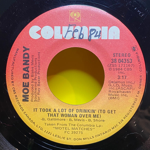 Moe Bandy : It Took A Lot Of Drinkin' (To Get That Woman Over Me) / In Mexico (7", Single, Styrene)