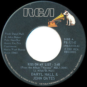 Daryl Hall & John Oates : Kiss On My List (7", Single)