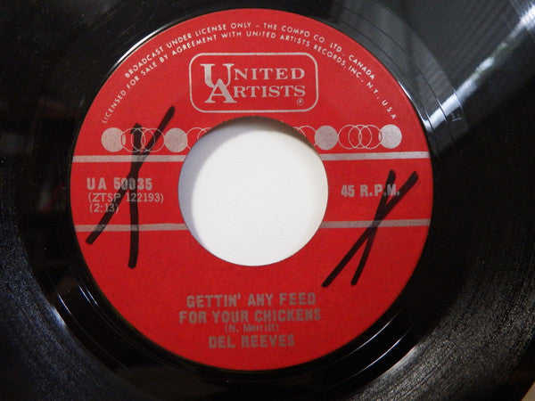 Del Reeves : Gettin' Any Feed For Your Chickens / Plain As The Tears On My Face (7", Single)