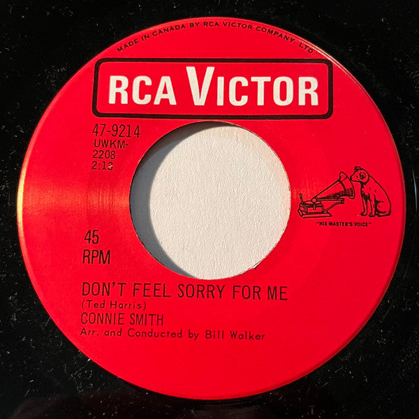 Connie Smith : Cincinnati, Ohio / Don't Feel Sorry For Me (7", Single)