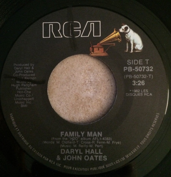 Daryl Hall & John Oates : Italian Girls (7")