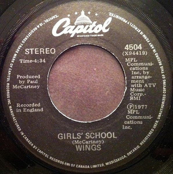 Wings (2) : Mull Of Kintyre / Girls School (7", Single, Bot)