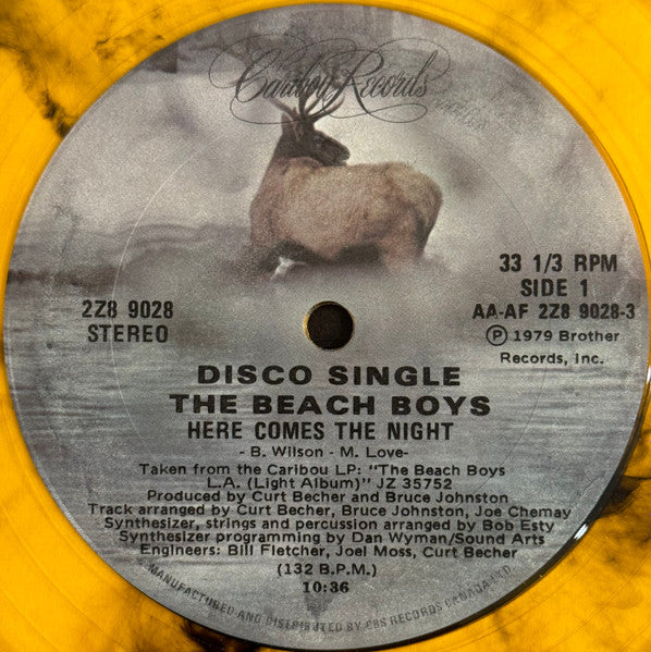 The Beach Boys : Here Comes The Night (12", Single, Yel)