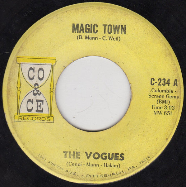 The Vogues : Magic Town (7", Single)
