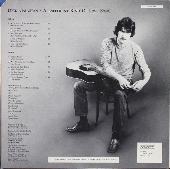 Dick Gaughan : A Different Kind Of Love Song  (LP)