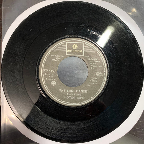 Photograph (2) : Last Dance / She Makes Me (7", Single)
