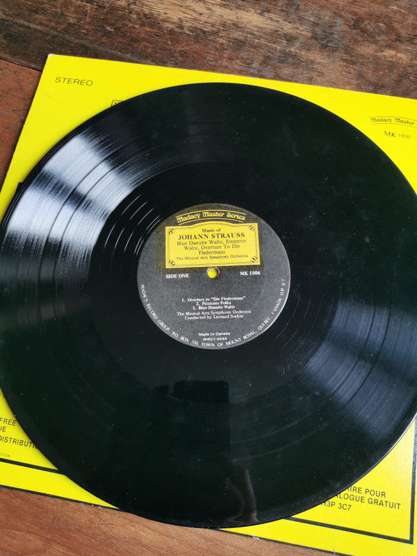 Johann Strauss Jr. : Music Of Johann Strauss: Blue Danube Waltz, Emperor Waltz, Overture To Die Fledermaus (LP)