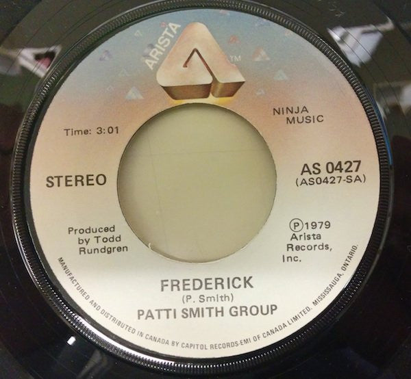 Patti Smith Group : Frederick / Frederick (Live) (7", Single)