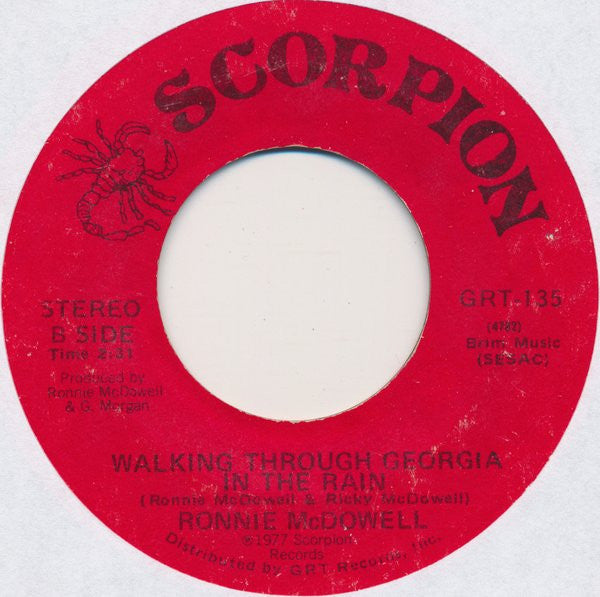 Ronnie McDowell : The King Is Gone (7", Single)