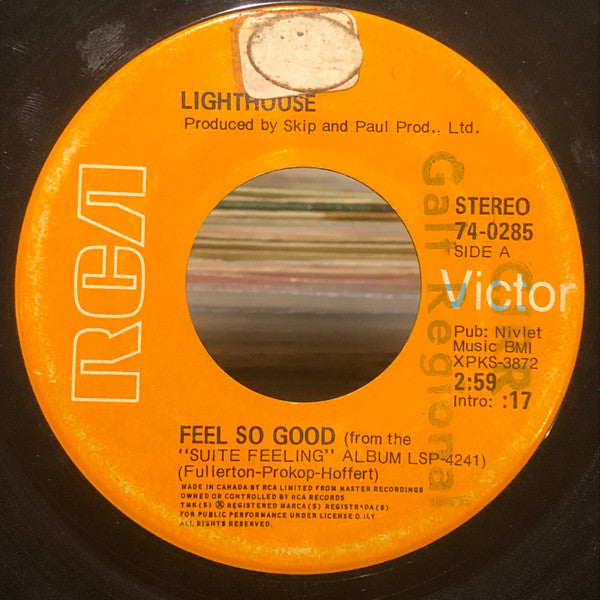 Lighthouse (2) : Feel So Good (7", Single)