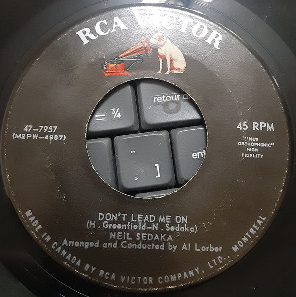 Neil Sedaka : Happy Birthday, Sweet Sixteen / Don't Lead Me On (7", Single)